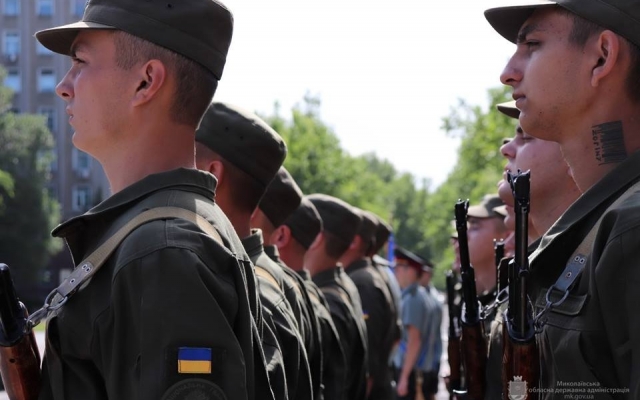Молодые нацгвардийцы торжественно приняли военную присягу в центре Николаева Фото № 28 Молодые нацгвардийцы торжественно приняли военную присягу в центре Николаева Фото № 28