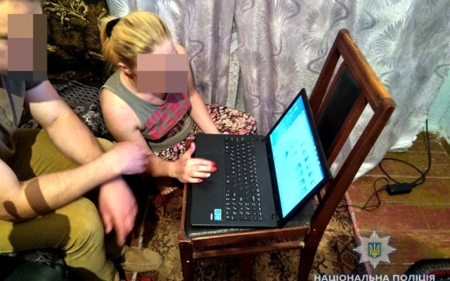 Жительница Николаева поставляла девушек для оказания интимных услуг клиентам из Европы Фото № 2 Жительница Николаева поставляла девушек для оказания интимных услуг клиентам из Европы Фото № 2
