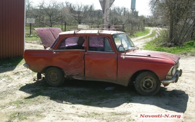 В районе дачного кооператива «Сады-1» столкнулись два автомобиля, есть пострадавшие Фото № 2 В районе дачного кооператива «Сады-1» столкнулись два автомобиля, есть пострадавшие Фото № 2
