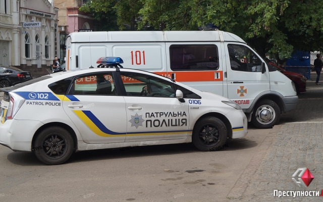 На Потемкинской нашли подозрительную коробку и оцепили квартал Фото № 0 На Потемкинской нашли подозрительную коробку и оцепили квартал Фото № 0