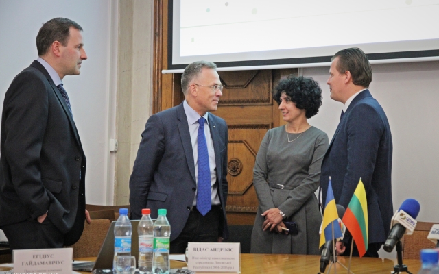 Литовская компания Nevda презентовала в Николаеве информационную систему «Моя школа» Фото № 6 Литовская компания Nevda презентовала в Николаеве информационную систему «Моя школа» Фото № 6