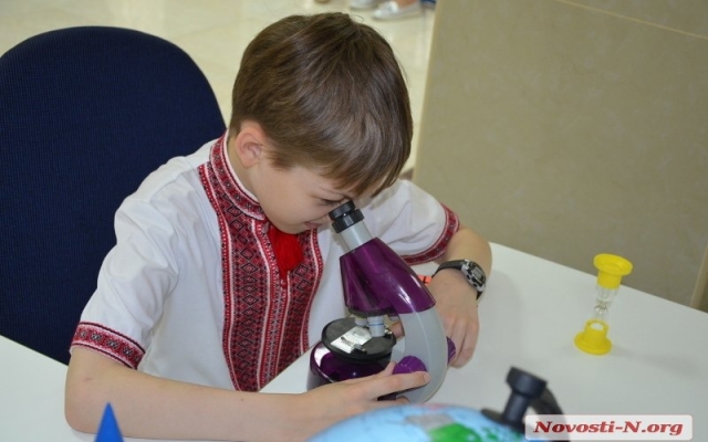 Марина Порошенко ознакомилась с оборудованием, предназначенного для реабилитации детей с особыми потребностями Фото № 5 Марина Порошенко ознакомилась с оборудованием, предназначенного для реабилитации детей с особыми потребностями Фото № 5
