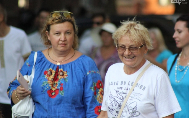 В Николаеве прошел традиционный «Марш вышиванок» Фото № 11 В Николаеве прошел традиционный «Марш вышиванок» Фото № 11