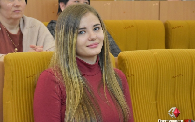 В Николаеве детям-сиротам и детям, лишенных родительской опеки, вручили сертификаты на квартиры Фото № 6 В Николаеве детям-сиротам и детям, лишенных родительской опеки, вручили сертификаты на квартиры Фото № 6