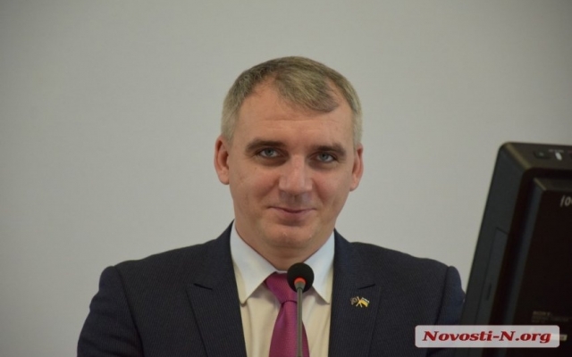 Мэр Николаева Александр Сенкевич уехал в самую дальнюю свою командировку - на этот раз он улетел в Канаду Фото № 0 Мэр Николаева Александр Сенкевич уехал в самую дальнюю свою командировку - на этот раз он улетел в Канаду Фото № 0