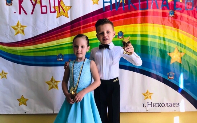 Воспитанники ДК «Корабельный» успешно выступии на Всеукраинских соревнованиях по спортивным танцам Фото № 4 Воспитанники ДК «Корабельный» успешно выступии на Всеукраинских соревнованиях по спортивным танцам Фото № 4
