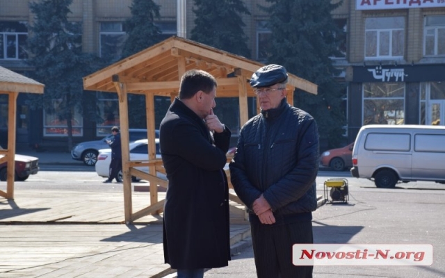 Из-за маргаринового скандала жители Николаева требуют отставку мэра Николаева Александра Сенкевича Фото № 1 Из-за маргаринового скандала жители Николаева требуют отставку мэра Николаева Александра Сенкевича Фото № 1
