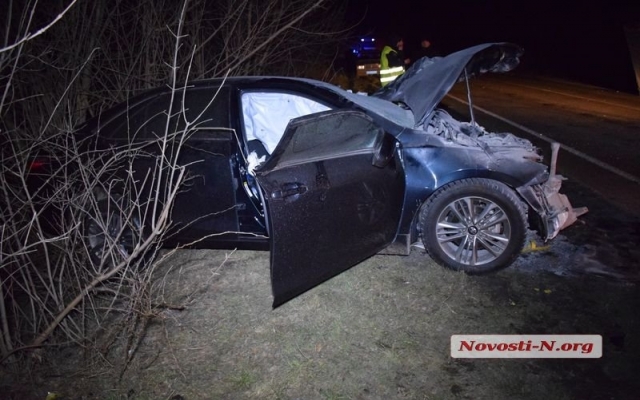 На трассе «Николаев-Одесса» произошла жуткая авария, есть погибшие (фото и видео 18+) Фото № 3 На трассе «Николаев-Одесса» произошла жуткая авария, есть погибшие (фото и видео 18+) Фото № 3