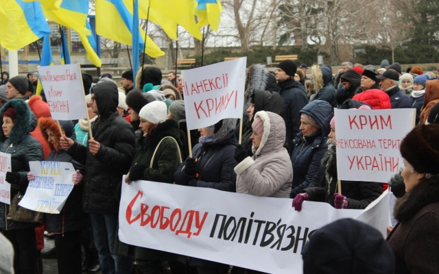 В Николаеве прошёл массовый митинг «Крым - это Украина» Фото № 6 В Николаеве прошёл массовый митинг «Крым - это Украина» Фото № 6