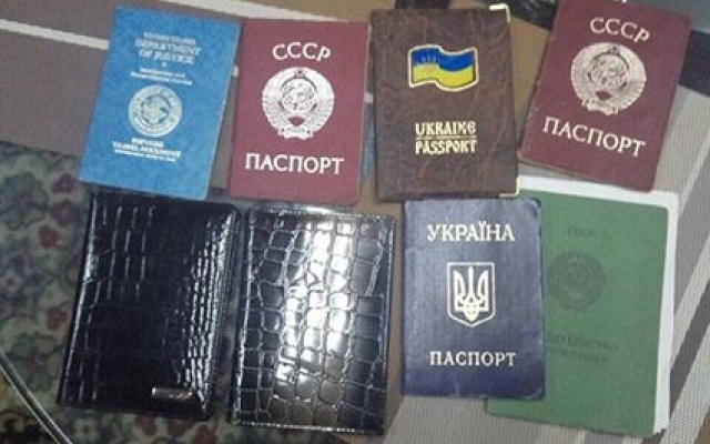 В Николаеве задержана преступная группировка, занимавшаяся незаконным изготовлением документов для иностранцев Фото № 15 В Николаеве задержана преступная группировка, занимавшаяся незаконным изготовлением документов для иностранцев Фото № 15
