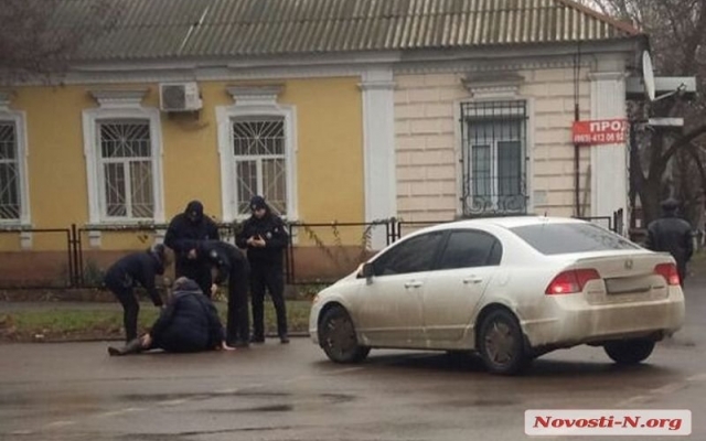На Большой Морской автомобиль на переходном переходе сбил женщину Фото № 0 На Большой Морской автомобиль на переходном переходе сбил женщину Фото № 0