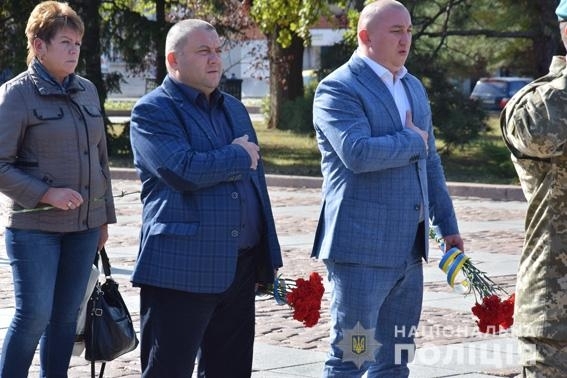 В Николаеве почтили память погибших защитников Украины Фото № 2 В Николаеве почтили память погибших защитников Украины Фото № 2