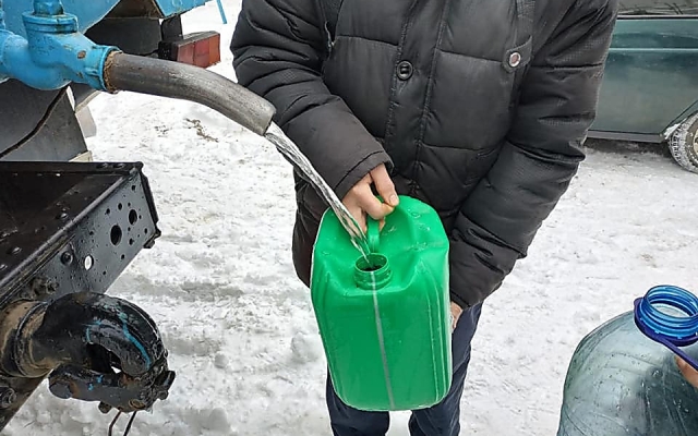 Масштабная авария на водоводе в Первомайске, для жителей организован подвоз воды Фото № 10 Масштабная авария на водоводе в Первомайске, для жителей организован подвоз воды Фото № 10
