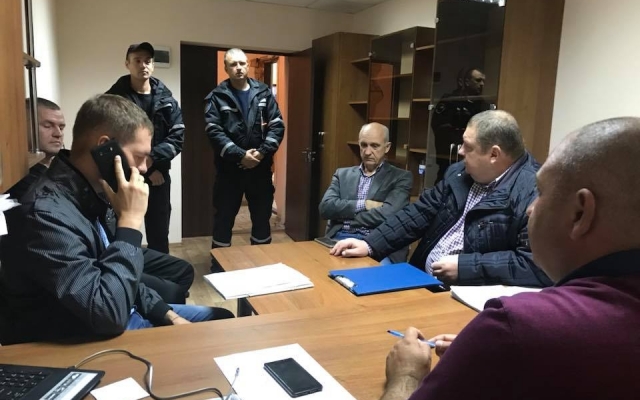 Ведется проверка инцидента: водитель на полпути высадил 10-летнюю девочку из маршрутки Фото № 1 Ведется проверка инцидента: водитель на полпути высадил 10-летнюю девочку из маршрутки Фото № 1