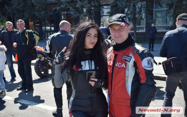 В Николаеве открылся мотосезон-2019 Фото № 6 В Николаеве открылся мотосезон-2019 Фото № 6