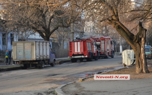 На Малой Морской горел подвал заброшенного жилого дома Фото № 6 На Малой Морской горел подвал заброшенного жилого дома Фото № 6