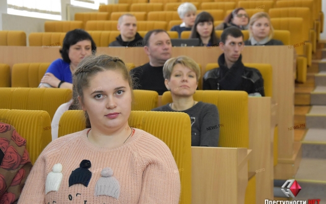 В Николаеве детям-сиротам и детям, лишенных родительской опеки, вручили сертификаты на квартиры Фото № 5 В Николаеве детям-сиротам и детям, лишенных родительской опеки, вручили сертификаты на квартиры Фото № 5