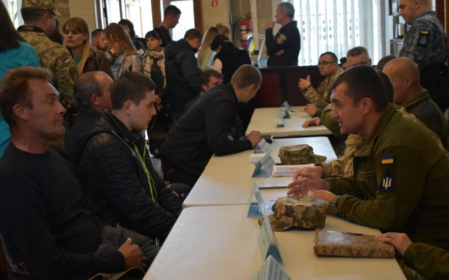 Николаевская область заняла первое место в Украине по привлечению незанятого населения на службу по контракту Фото № 6 Николаевская область заняла первое место в Украине по привлечению незанятого населения на службу по контракту Фото № 6