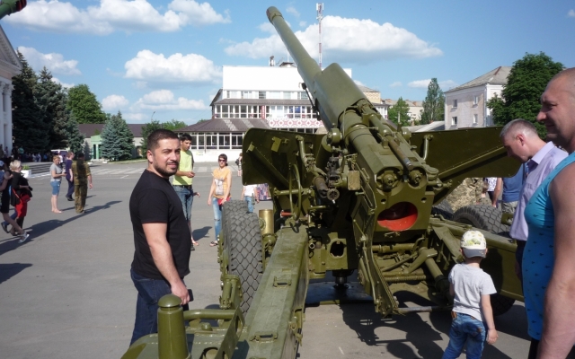 Бойцы 40-й отдельной артиллерийской бригады вернулись домой Фото № 10 Бойцы 40-й отдельной артиллерийской бригады вернулись домой Фото № 10