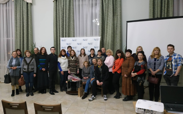 Заслуженная артистка Украины Сталина Лагошняк приехала на встречу с николаевцами прямо со съемочной площадки Фото № 1 Заслуженная артистка Украины Сталина Лагошняк приехала на встречу с николаевцами прямо со съемочной площадки Фото № 1