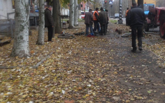 В Николаеве несколько кварталов остались без водоснабжения Фото № 2 В Николаеве несколько кварталов остались без водоснабжения Фото № 2