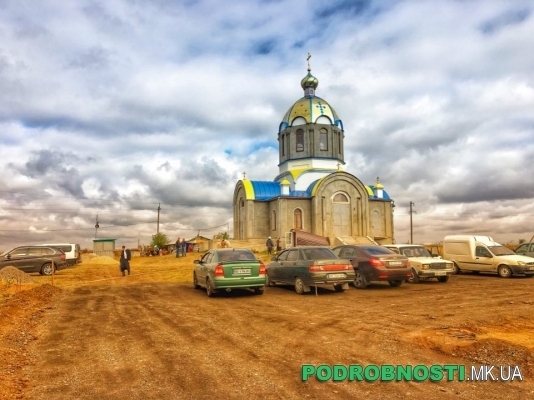 Построили дорогу к Свято-Покровскому храму Фото № 1 Построили дорогу к Свято-Покровскому храму Фото № 1