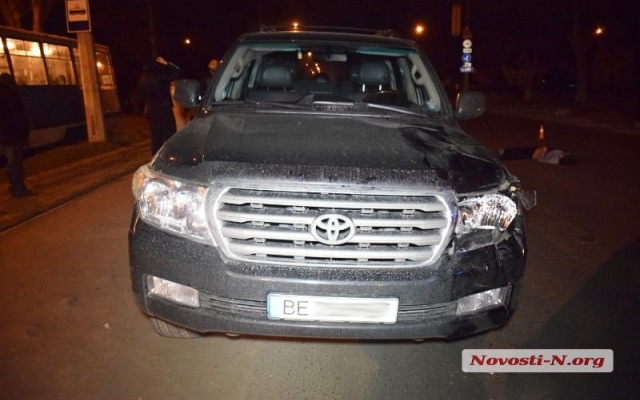 На Кузнечной автомобиль насмерть сбил женщину (видео и фото 18+) Фото № 2 На Кузнечной автомобиль насмерть сбил женщину (видео и фото 18+) Фото № 2