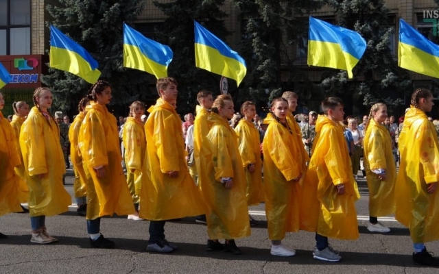На Соборной площади состоялась Торжественная церемония поднятия большого Государственного Флага Украины Фото № 8 На Соборной площади состоялась Торжественная церемония поднятия большого Государственного Флага Украины Фото № 8