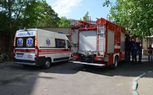 На Центральном проспекте загорелся балкон многоэтажного жилого дома, есть пострадавшие Фото № 6 На Центральном проспекте загорелся балкон многоэтажного жилого дома, есть пострадавшие Фото № 6