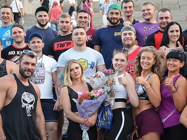 В Николаеве спасатели выиграли соревнования по подъему на лестницу на БАМе со штангой на плечах Фото № 3 В Николаеве спасатели выиграли соревнования по подъему на лестницу на БАМе со штангой на плечах Фото № 3