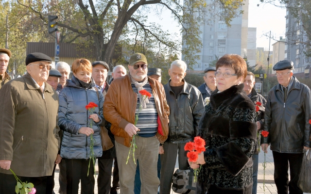 В Николаеве чествовали пенсионеров и ветеранов органов внутренних дел Украины Фото № 5 В Николаеве чествовали пенсионеров и ветеранов органов внутренних дел Украины Фото № 5