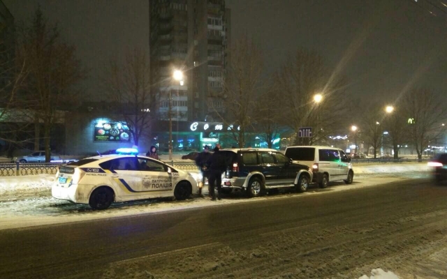 На Центральном проспекте столкнулись две иномарки, виновник ДТП был с признаками алкогольного опьянения Фото № 0 На Центральном проспекте столкнулись две иномарки, виновник ДТП был с признаками алкогольного опьянения Фото № 0