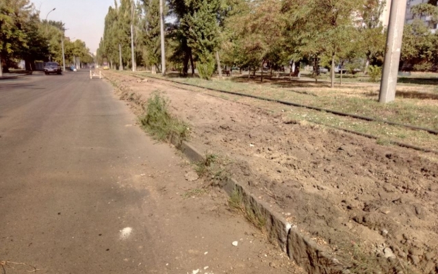 В Николаеве улучшают внешний вид магистральных дорог Фото № 2 В Николаеве улучшают внешний вид магистральных дорог Фото № 2