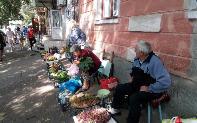 В Николаеве рядом с рынком «Южный» снесли незаконные МАФы Фото № 10 В Николаеве рядом с рынком «Южный» снесли незаконные МАФы Фото № 10