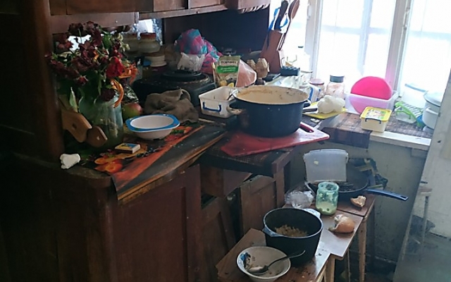 В Николаеве из семьи забрали четырехлетнего мальчика, мать злоупотребляет алкоголем Фото № 2 В Николаеве из семьи забрали четырехлетнего мальчика, мать злоупотребляет алкоголем Фото № 2