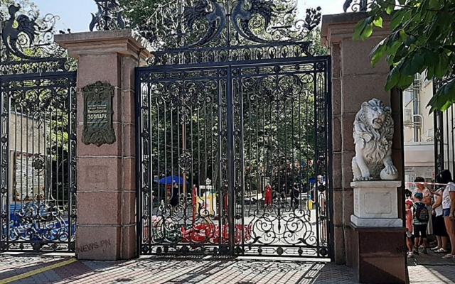 В Николаеве неизвестный сообщил о заминировании зоопарка, аэропорта и православных церквей Фото № 1 В Николаеве неизвестный сообщил о заминировании зоопарка, аэропорта и православных церквей Фото № 1