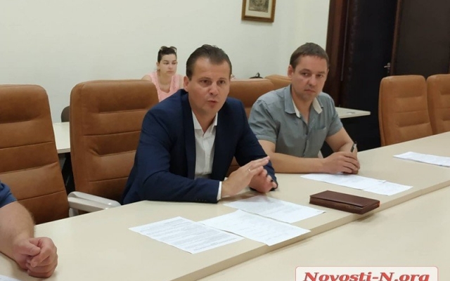На улицах Николаева 374 разрытых ямы: у водоканала нет денег, чтобы закопать Фото № 2 На улицах Николаева 374 разрытых ямы: у водоканала нет денег, чтобы закопать Фото № 2