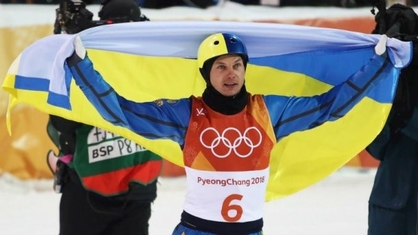 Олимпийский чемпион Александр Абраменко из госбюджета Николаева получит более 800 тысяч гривен Фото № 2 Олимпийский чемпион Александр Абраменко из госбюджета Николаева получит более 800 тысяч гривен Фото № 2