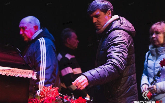 Николаев попрощался с экс-руководителем драмтеатра и депутатом облсовета Николаем Кравченко Фото № 11 Николаев попрощался с экс-руководителем драмтеатра и депутатом облсовета Николаем Кравченко Фото № 11