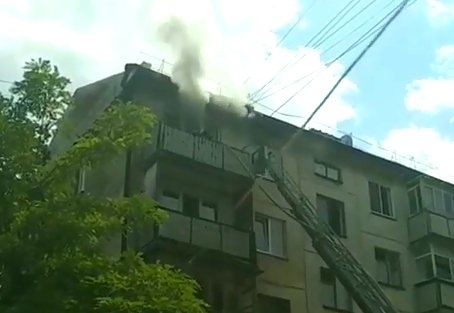 На Богоявленском проспекте во время пожара погиб мужчина Фото № 0 На Богоявленском проспекте во время пожара погиб мужчина Фото № 0