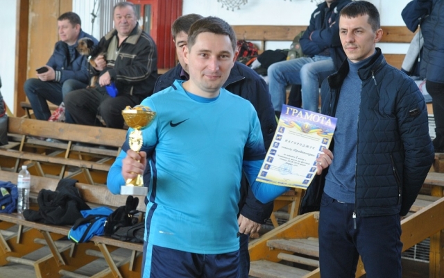 В Первомайске наградили победителей городского чемпионата по футзалу Фото № 1 В Первомайске наградили победителей городского чемпионата по футзалу Фото № 1