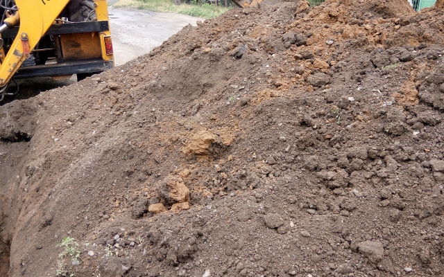 В Первомайске провели аварийно-восстановительные работы водопровода Фото № 6 В Первомайске провели аварийно-восстановительные работы водопровода Фото № 6