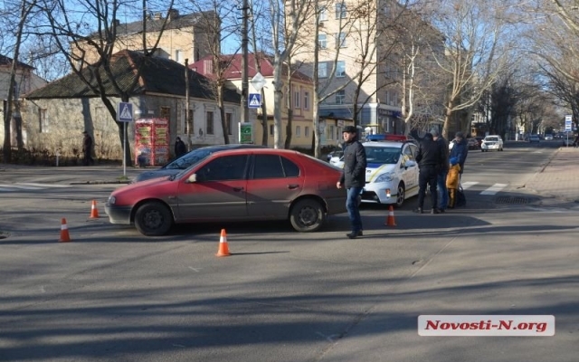 Авария с механическими повреждениями: две иномарки не поделили один перекресток Фото № 5 Авария с механическими повреждениями: две иномарки не поделили один перекресток Фото № 5