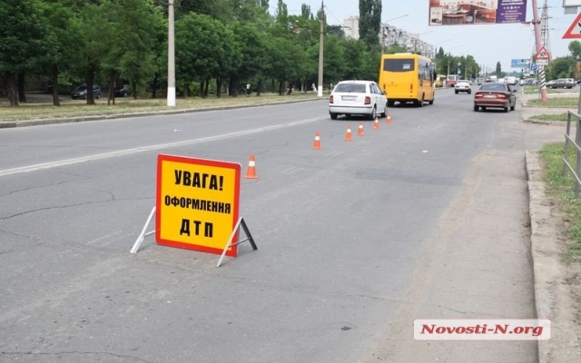 Авария на Космонавтов: автомобиль сбил подростка, пострадавший госпитализирован в больницу Фото № 2 Авария на Космонавтов: автомобиль сбил подростка, пострадавший госпитализирован в больницу Фото № 2