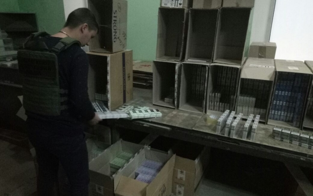 У предпринимателя обнаружили крупную партию игристых вин, которые он незаконно реализовывал через Интернет Фото № 4 У предпринимателя обнаружили крупную партию игристых вин, которые он незаконно реализовывал через Интернет Фото № 4