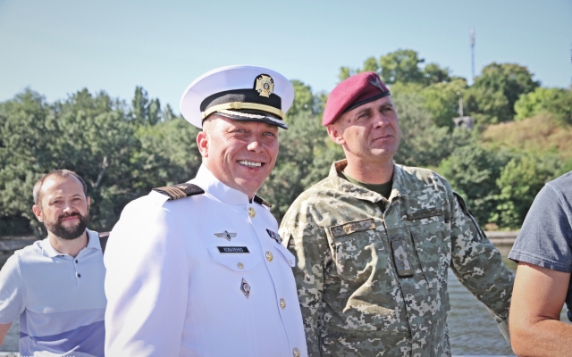 В Николаеве отмечают День Военно-Морских Сил Вооруженных Сил Украины Фото № 8 В Николаеве отмечают День Военно-Морских Сил Вооруженных Сил Украины Фото № 8