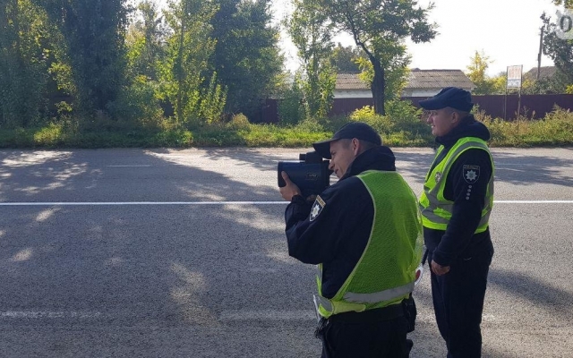 На службе патрульных полицейских Николаевской области новые измерительные приборы TruCAM Фото № 3 На службе патрульных полицейских Николаевской области новые измерительные приборы TruCAM Фото № 3