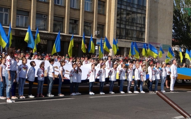 На Соборной площади состоялась Торжественная церемония поднятия большого Государственного Флага Украины Фото № 9 На Соборной площади состоялась Торжественная церемония поднятия большого Государственного Флага Украины Фото № 9
