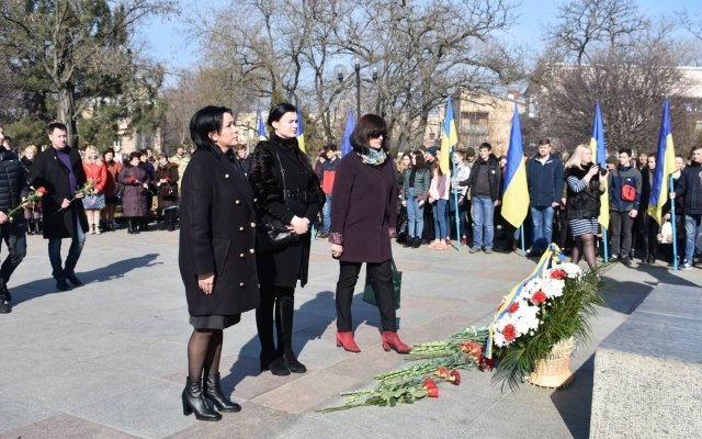 Жители Николаева почтили память Великого Кобзаря Фото № 19 Жители Николаева почтили память Великого Кобзаря Фото № 19