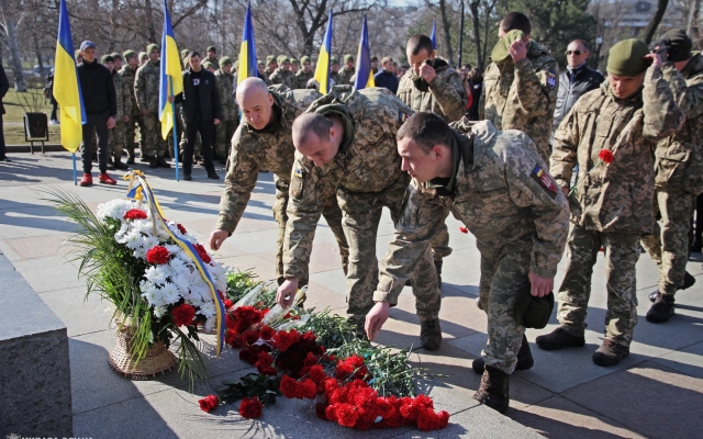 В Николаеве отметили 205 годовщину со дня рождения выдающегося украинца Тараса Григорьевича Шевченко Фото № 6 В Николаеве отметили 205 годовщину со дня рождения выдающегося украинца Тараса Григорьевича Шевченко Фото № 6